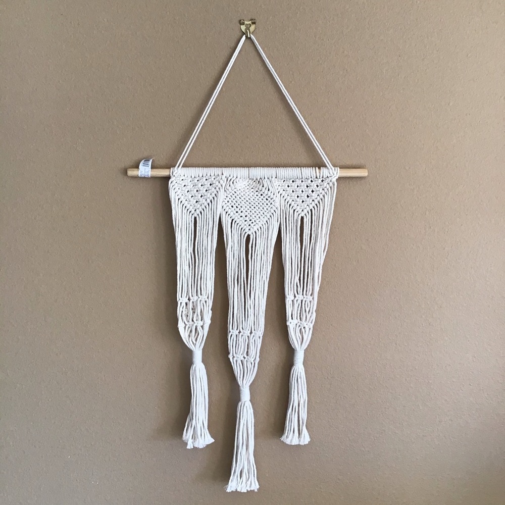 NWT Crochet Hanging Plant Pot Hanger (10 lb capacity for three small pots)